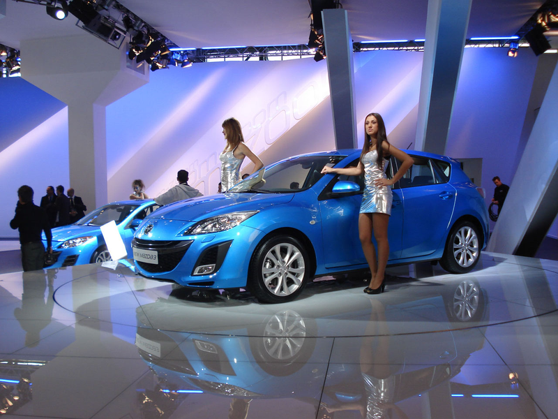 Illustration for article titled 2010 Mazda3 Hatchback Shows Off Sexy New Rear Live In Bologna